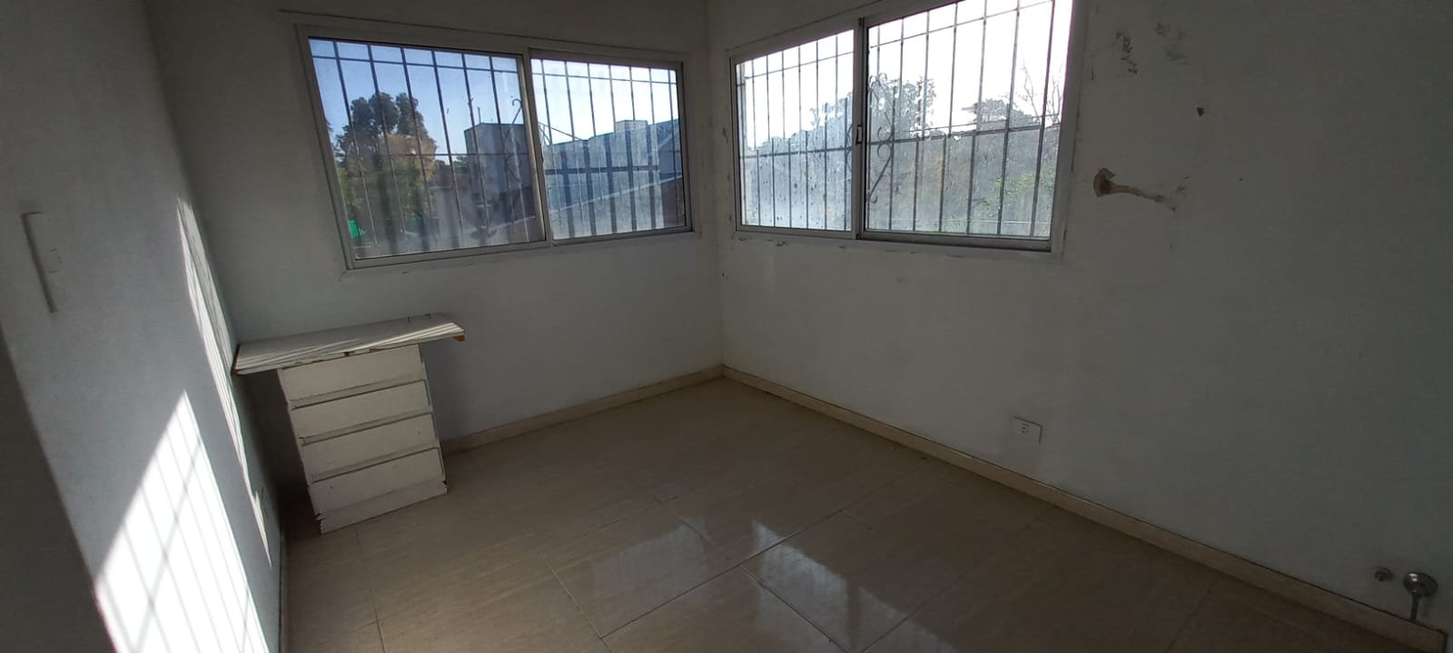 CASA EN VENTA BARRIO ALFAR - Medio 6