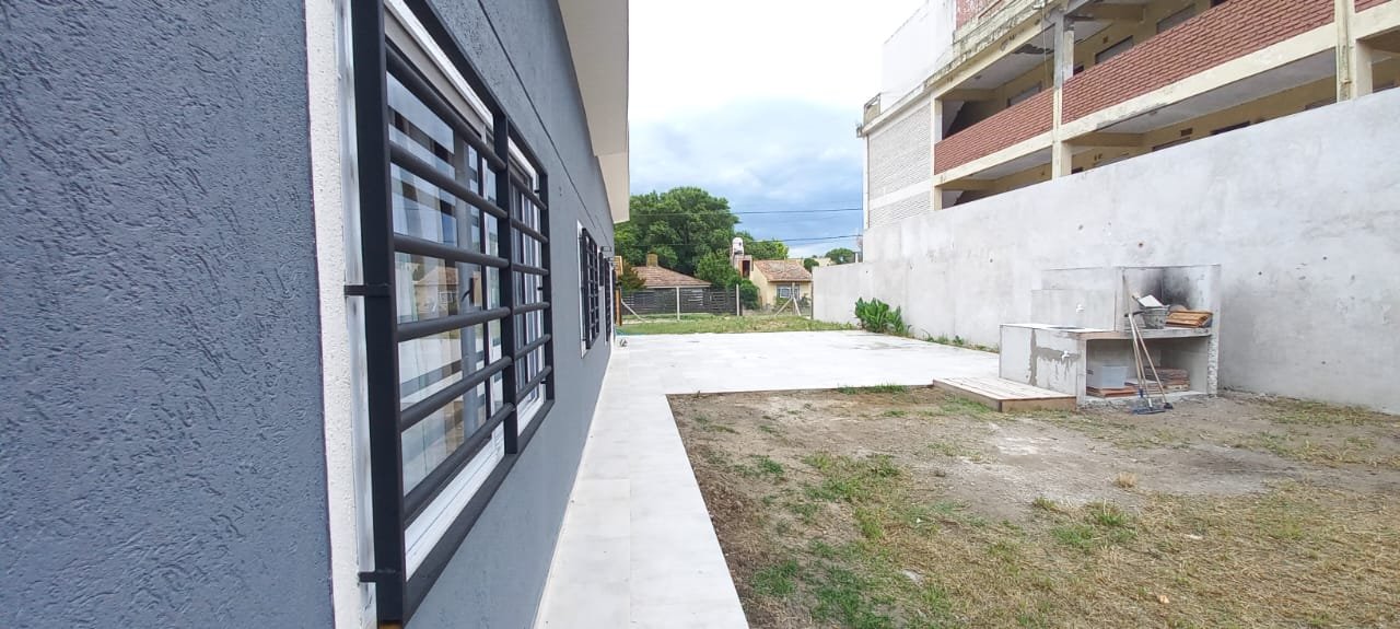 CASA EN VENTA BARRIO ALFAR - Medio 4