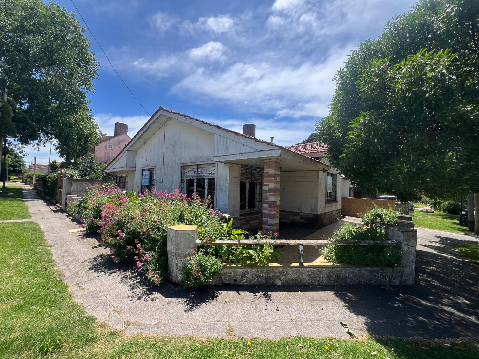 CHALET EN VENTA BARRIO PUNTA MOGOTES