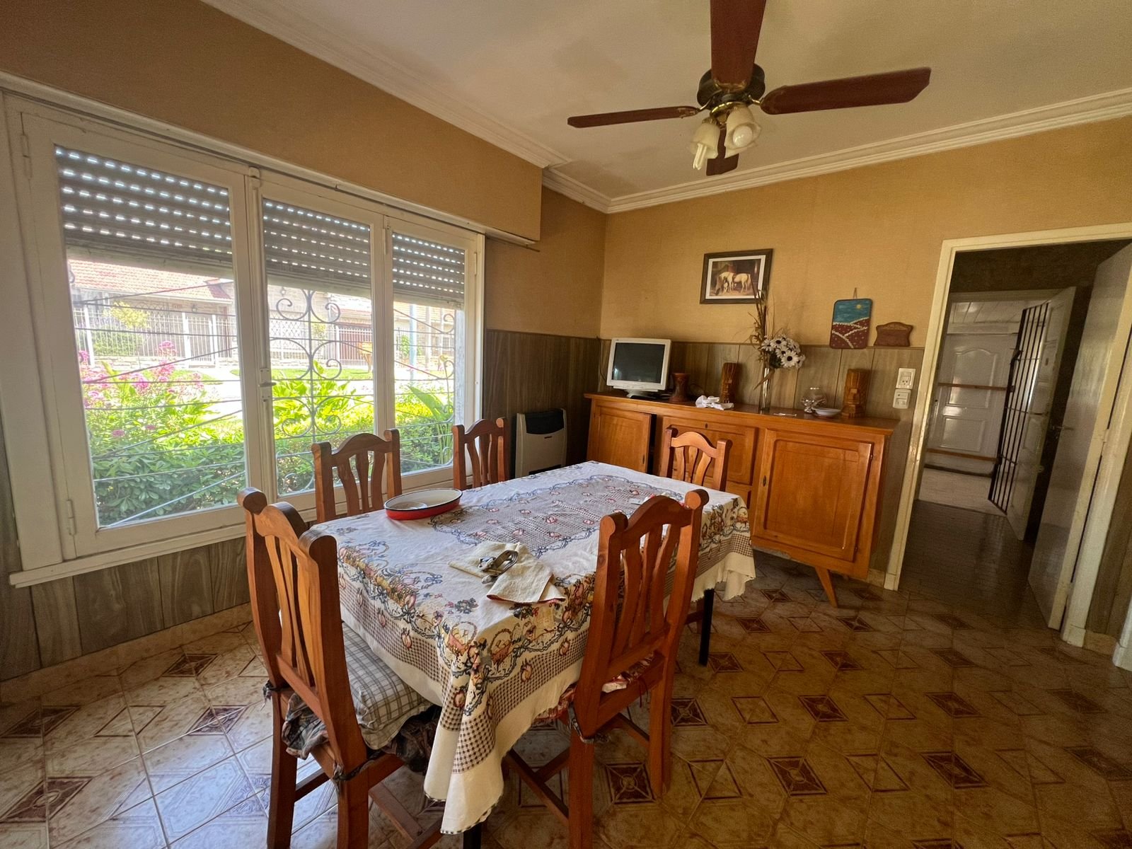 CHALET EN VENTA BARRIO PUNTA MOGOTES - Medio 6