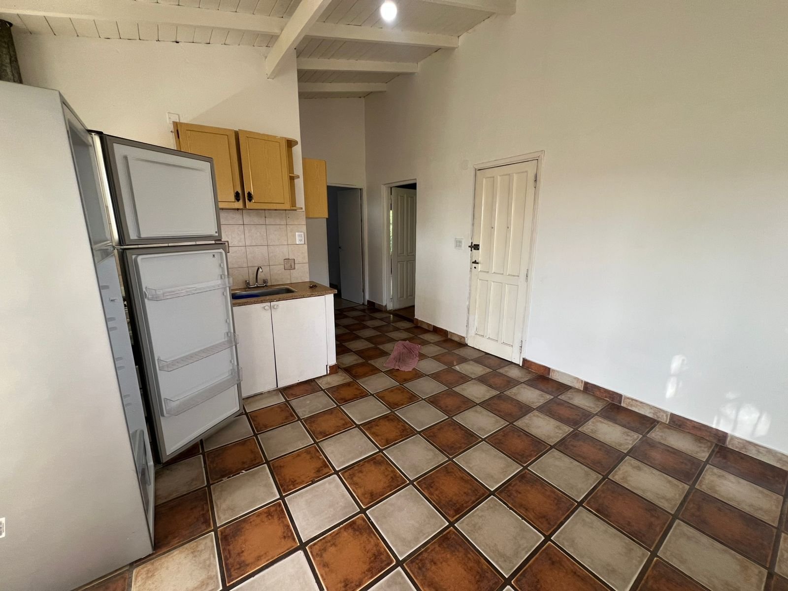 CASA EN VENTA, BARRIO SAN JACINTO - Medio 2