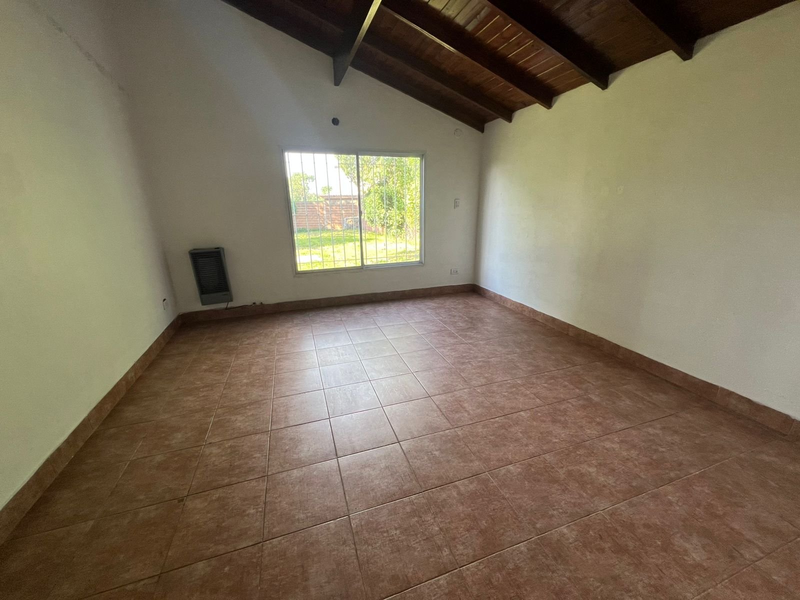 CASA EN VENTA, BARRIO SAN JACINTO - Medio 6