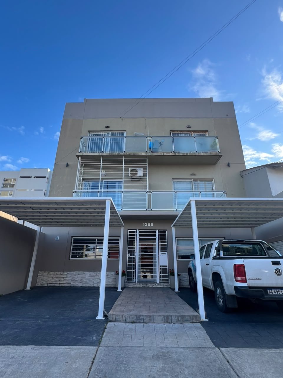 DPTO EN VENTA BARRIO PUNTA MOGOTES